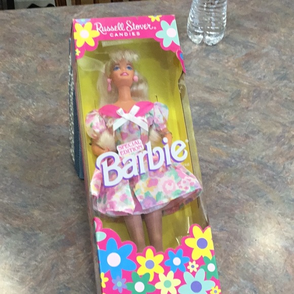 Barbie doll special edition Russell Stover Candies - Picture 1 of 5